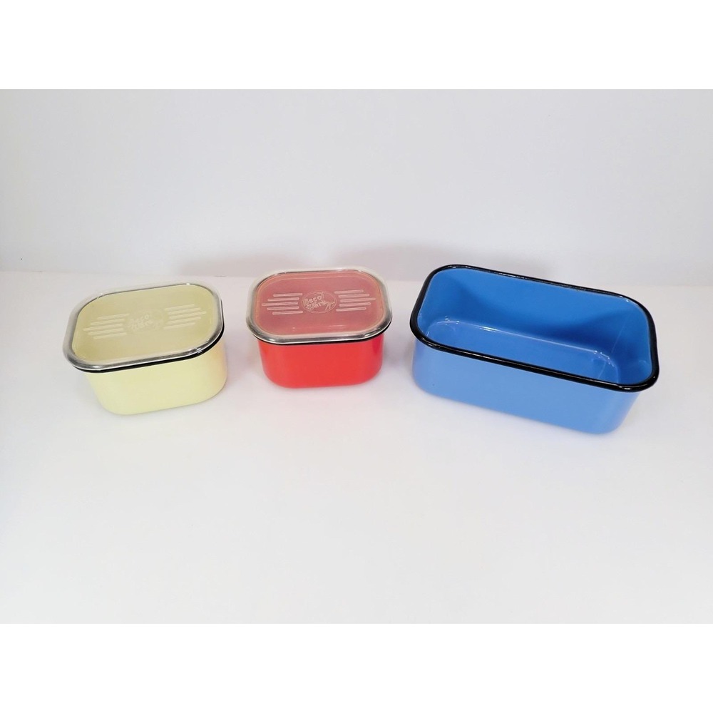 Vintage Beco Ware Enamel Refrigerator Dish Set Bellaire OH Primary Colors 2 Lids